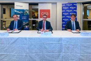 Signature de l'accord-cadre par Bernard Fontana, François Jacq et Pierre Éric Pommellet