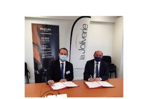 Signature de la part de Naval Group et de la Joliverie