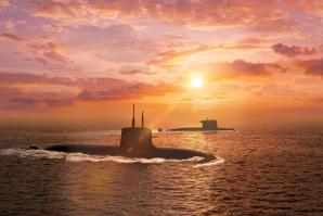 Sous-marins expéditionnaires de la famille Barracuda en mer (avec un couché de soleil)